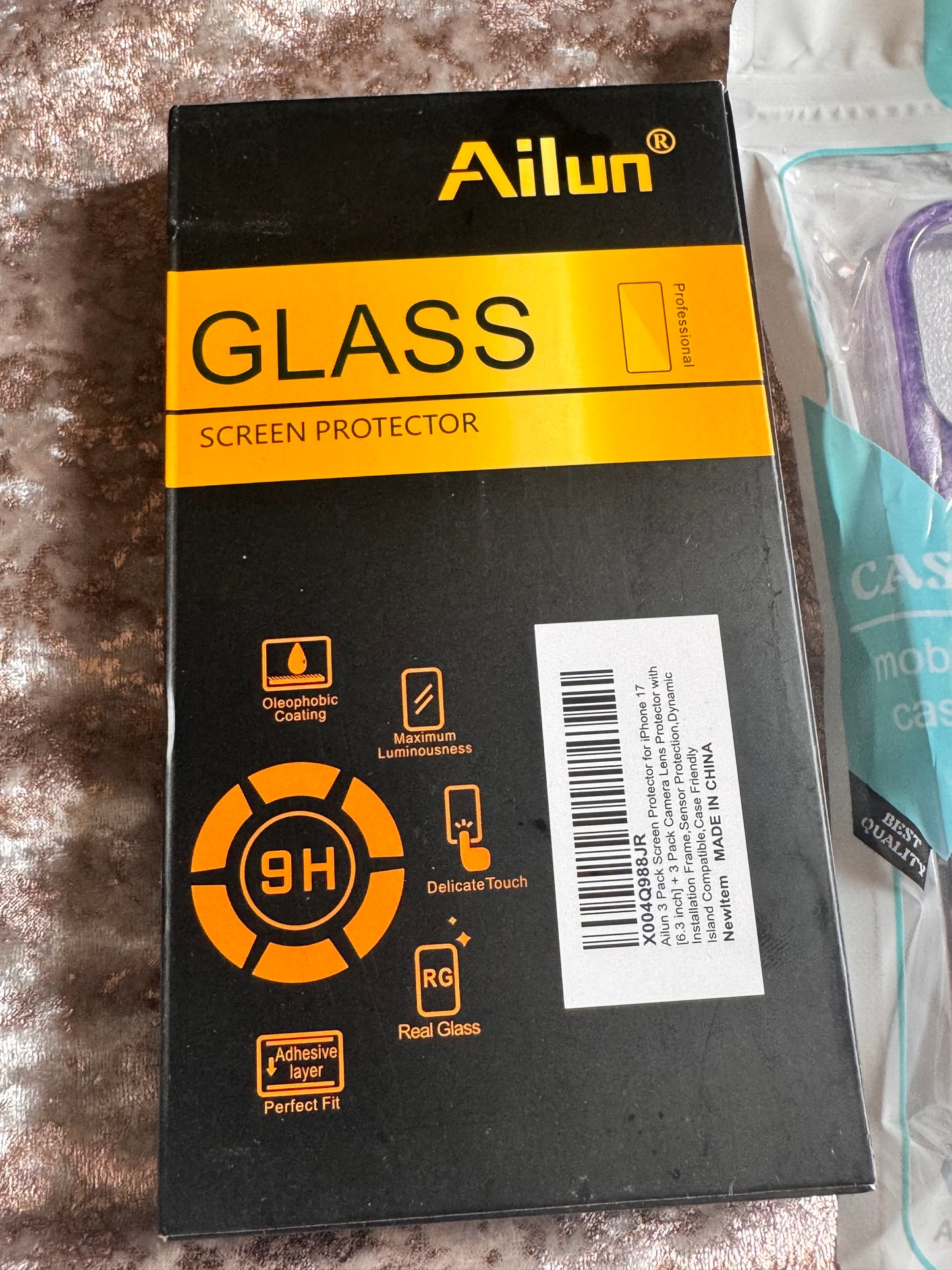iphone 17 Purple Cat Case and Screen Protector (NEW)