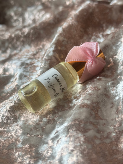 Caress Me Parfum Oil